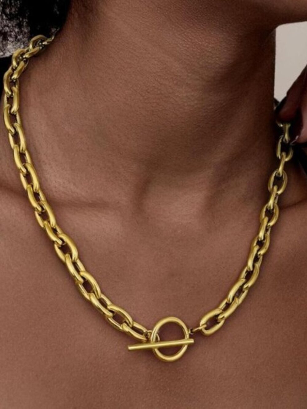 18k Gold Plated Stainless Steel Chic Chain Necklace with Toggle Clasp